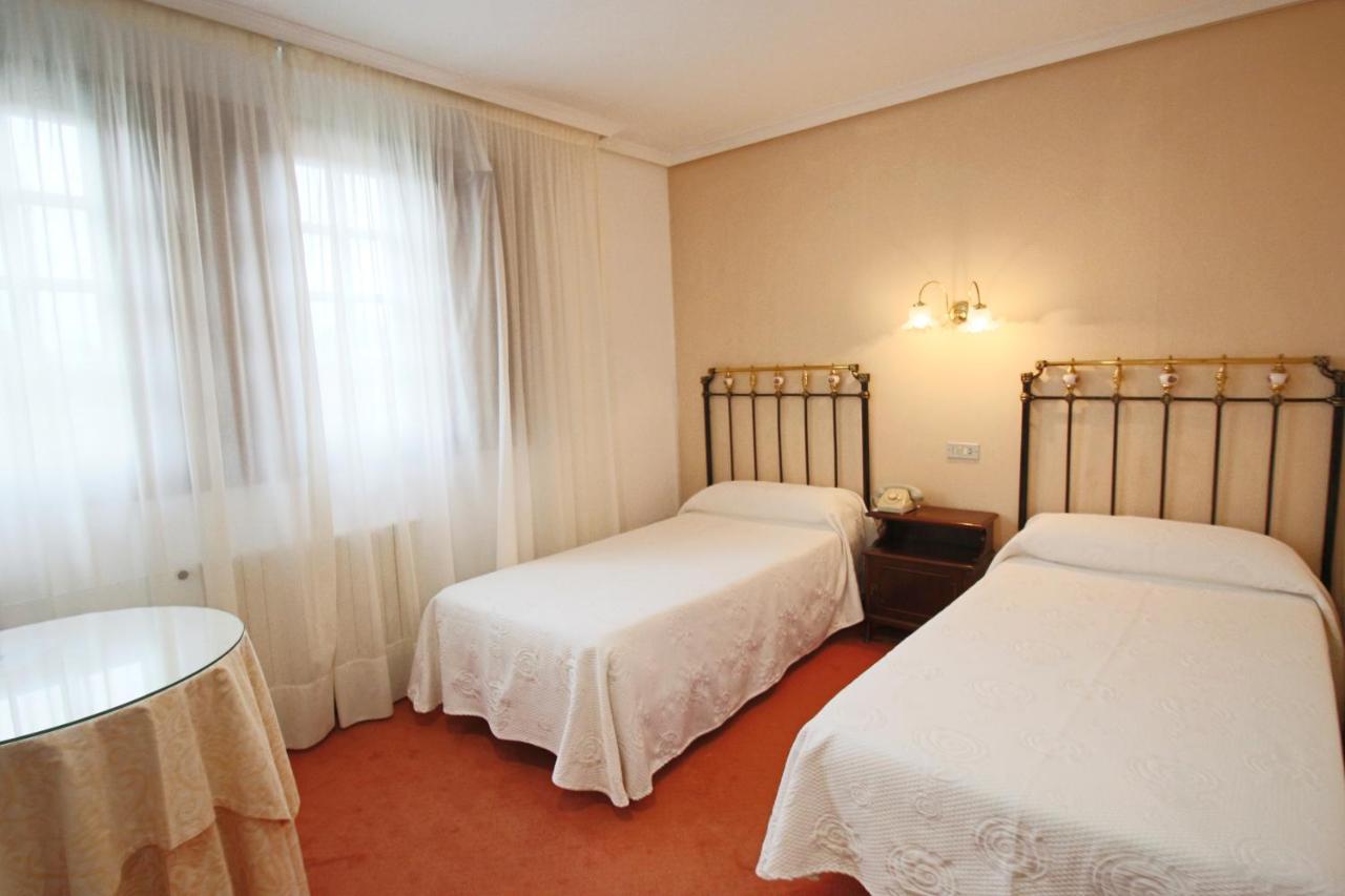 Hotel Santillana Santillana del Mar Zewnętrze zdjęcie